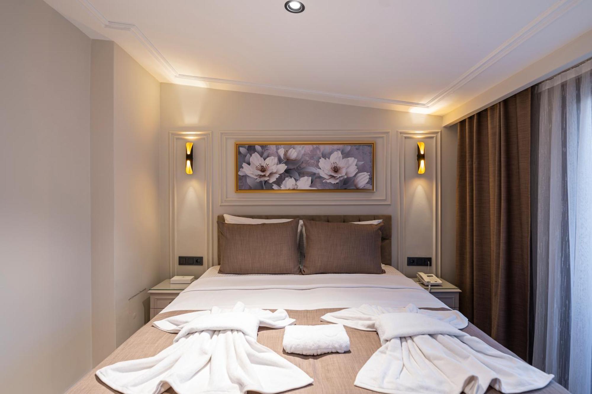 Pera Luna Premium Hotel Istanbul Eksteriør billede
